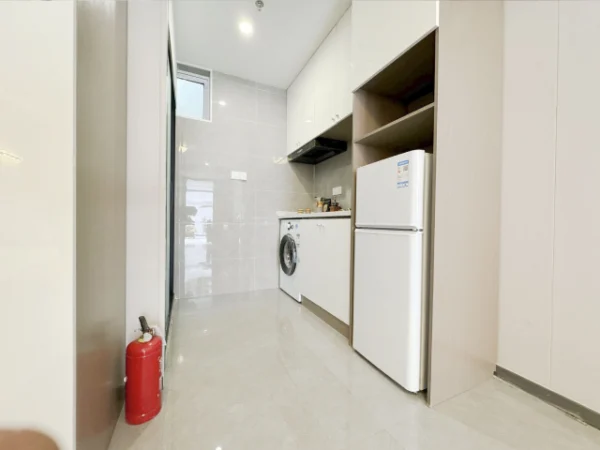 Luxury Single Room - UNIJIA No.9 - Guangji Road Community - Image 3